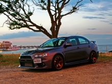 Mitsubishi Lancer    